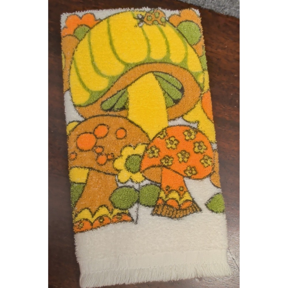 Vintage Cotton Fringed Hand Towel White Mushroom Floral Print Retro 16x24